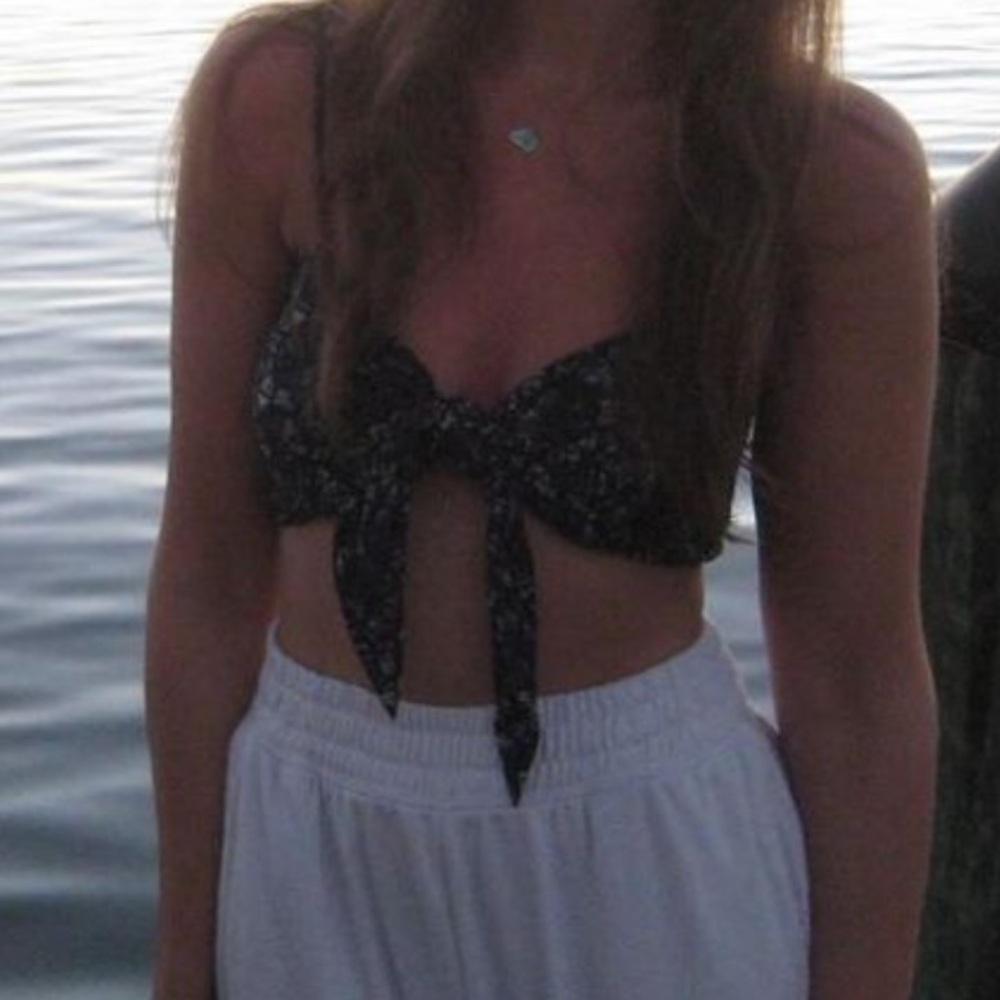Windsor top